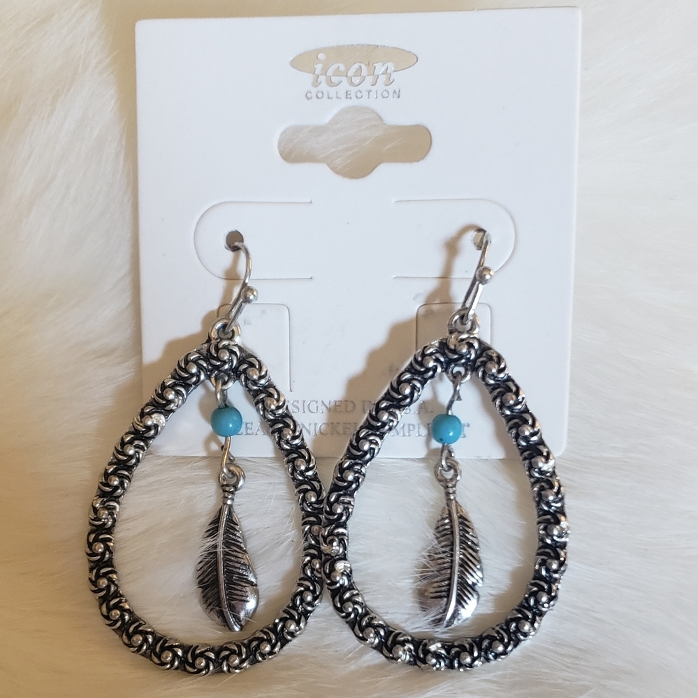 Silvertone Feather Willa Teardrop Earrings